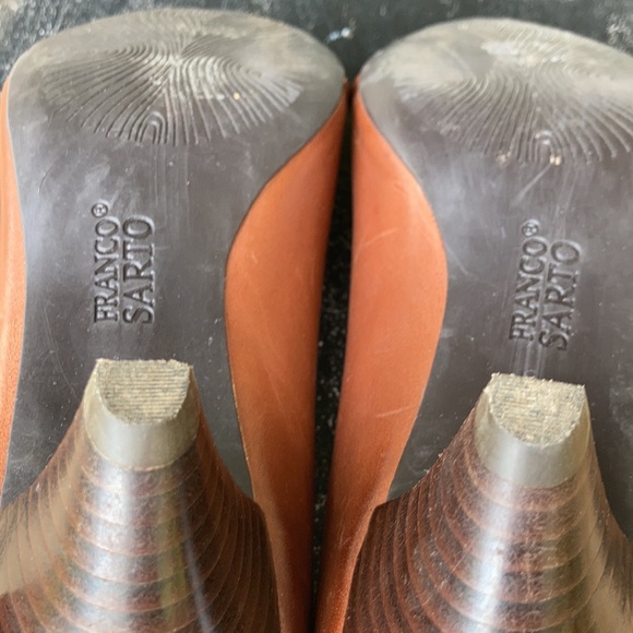 Franco Sarto women’s Brown Buckle kitten heel  7.5 - Picture 13 of 13